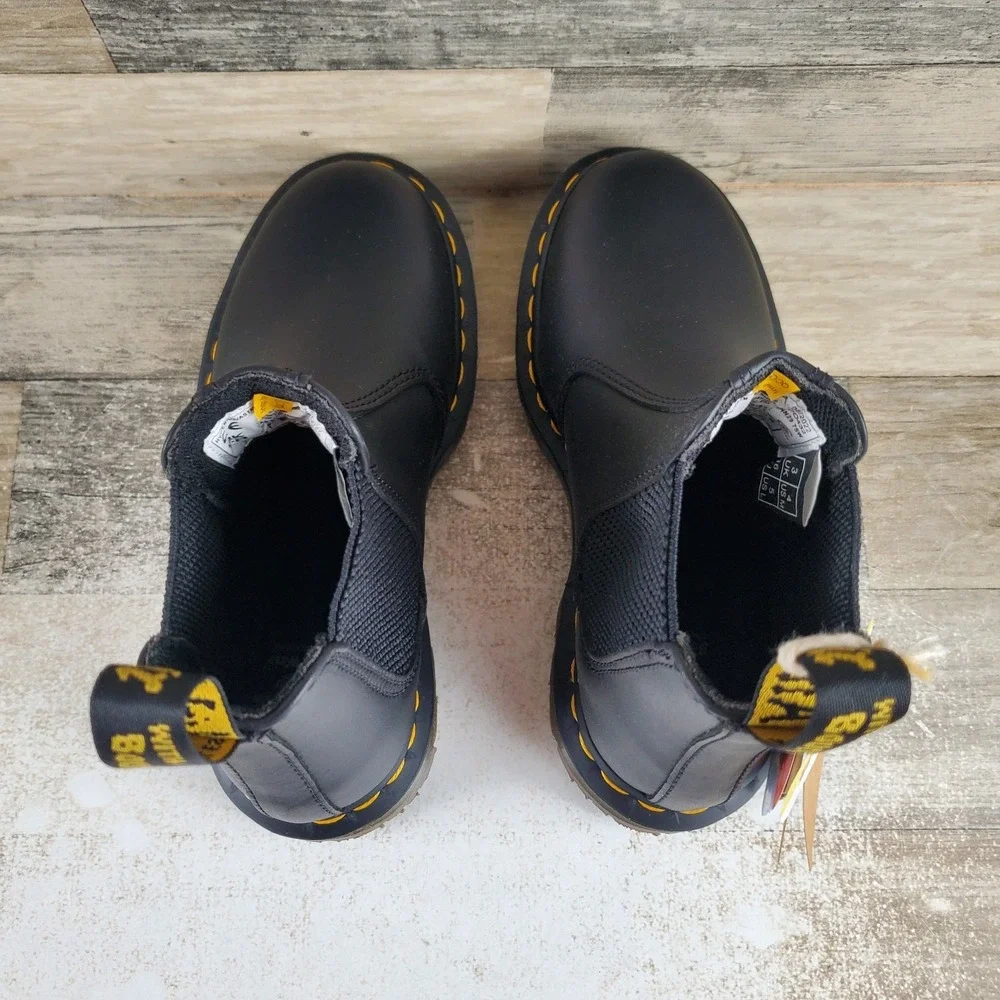 Dr. Martens 2976 Womens Chelsea Boot Sz 5 Black Smooth Leather Round Toe Pull On